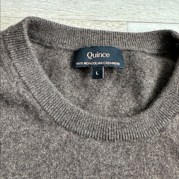 100% Mongolian cashmere Quince womens Brown Sweater sz large - Picture 3 of 7